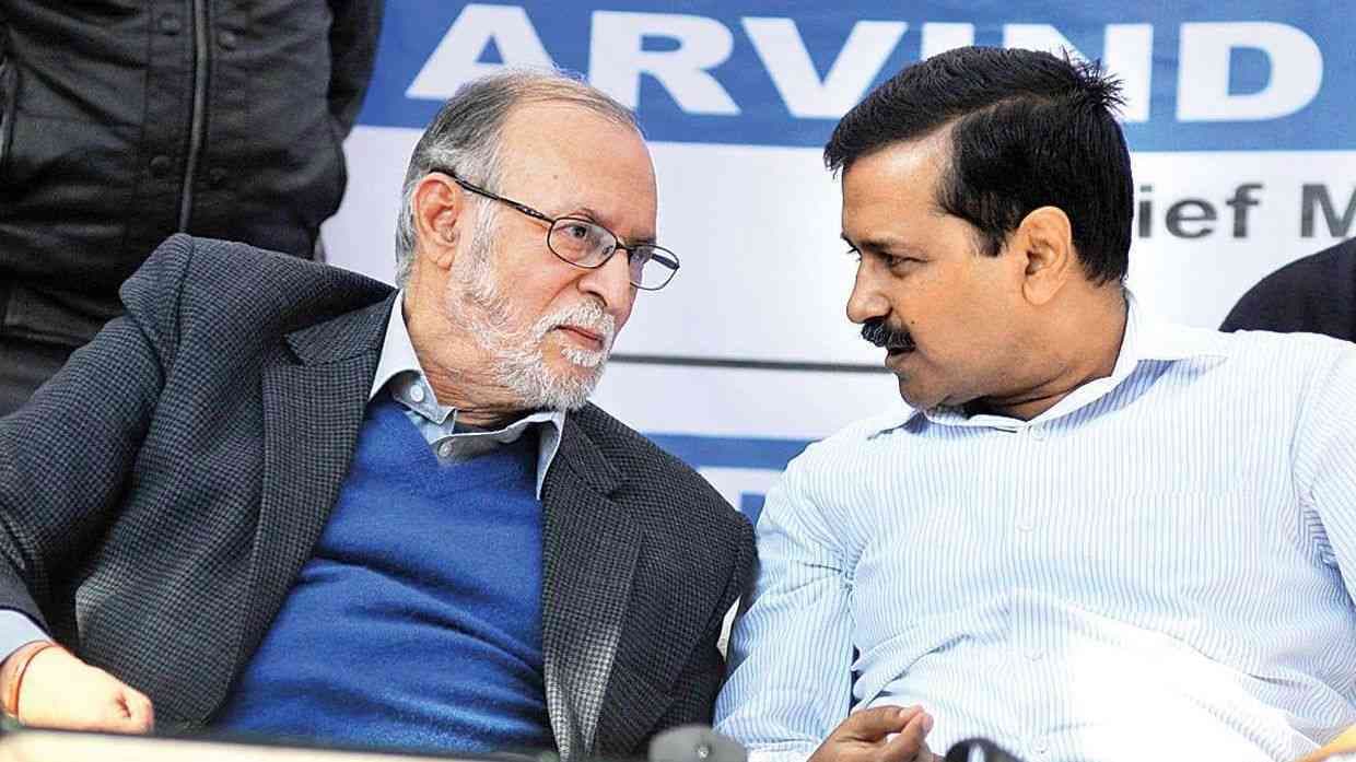 केजरीवाल के पर कतरने की तैयारी 